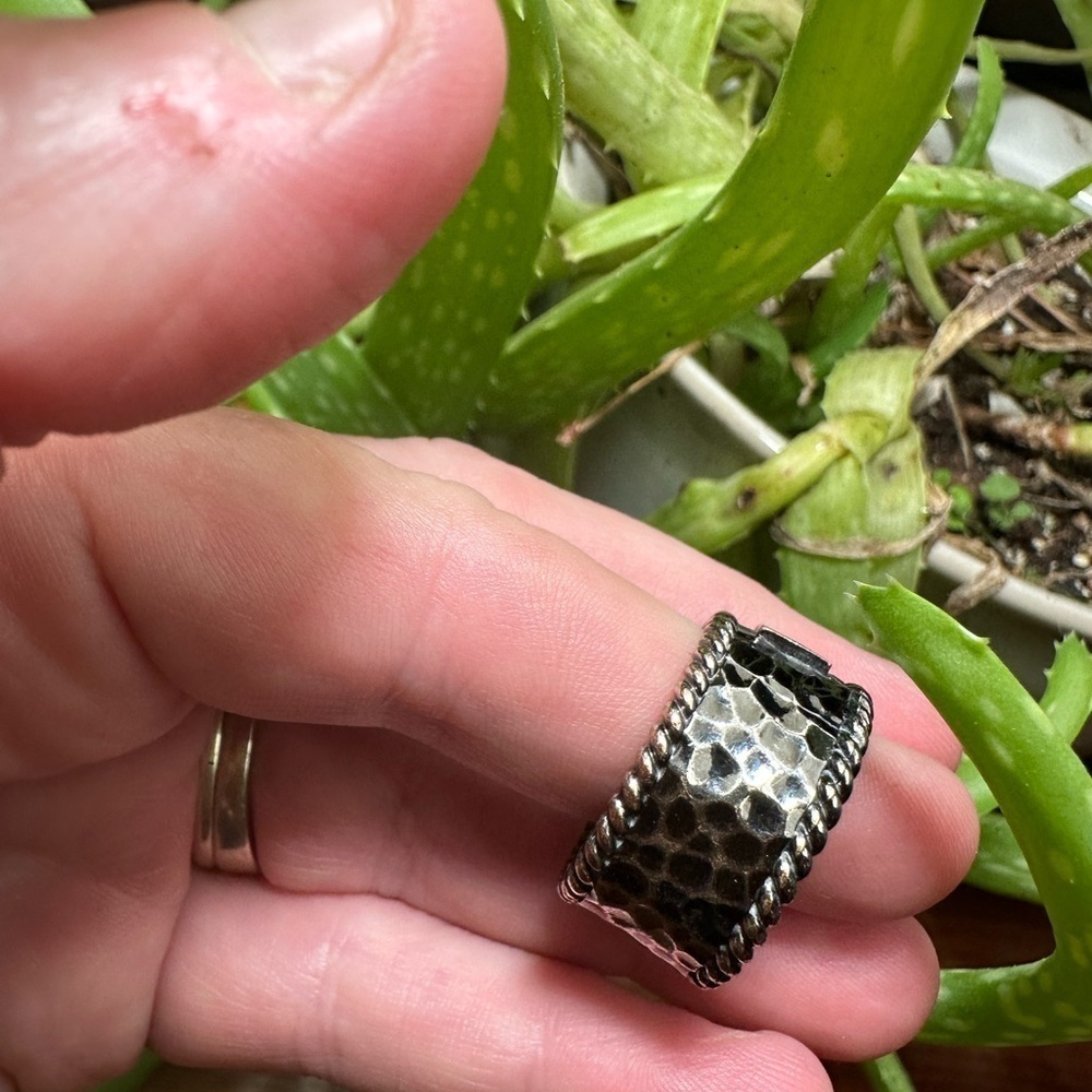 Fendi ring   Authentic - Picture 7 of 12